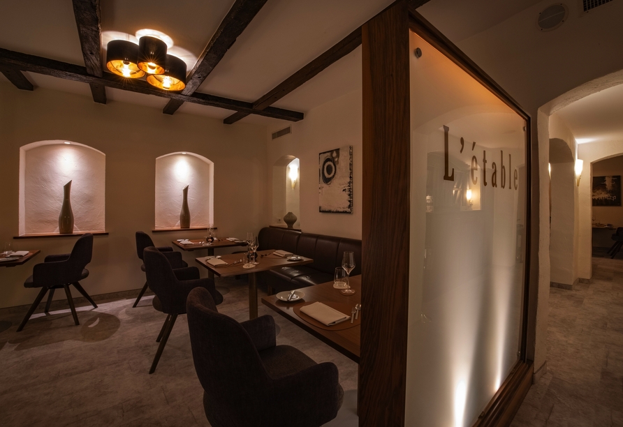 Für besondere Genussmomente sorgt das mehrfach ausgezeichnete Gourmetrestaurant L’étable.