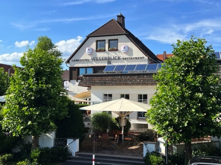 Herzlich willkommen im Landhotel Weserblick!