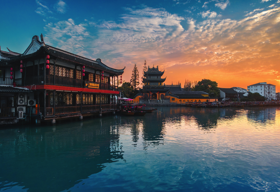 Das Wasserdorf Zhujiajiao, auch bekannt als 