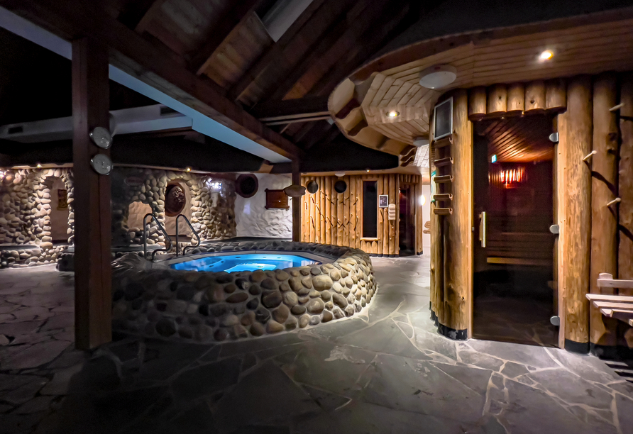 Entspannen Sie im Whirlpool...