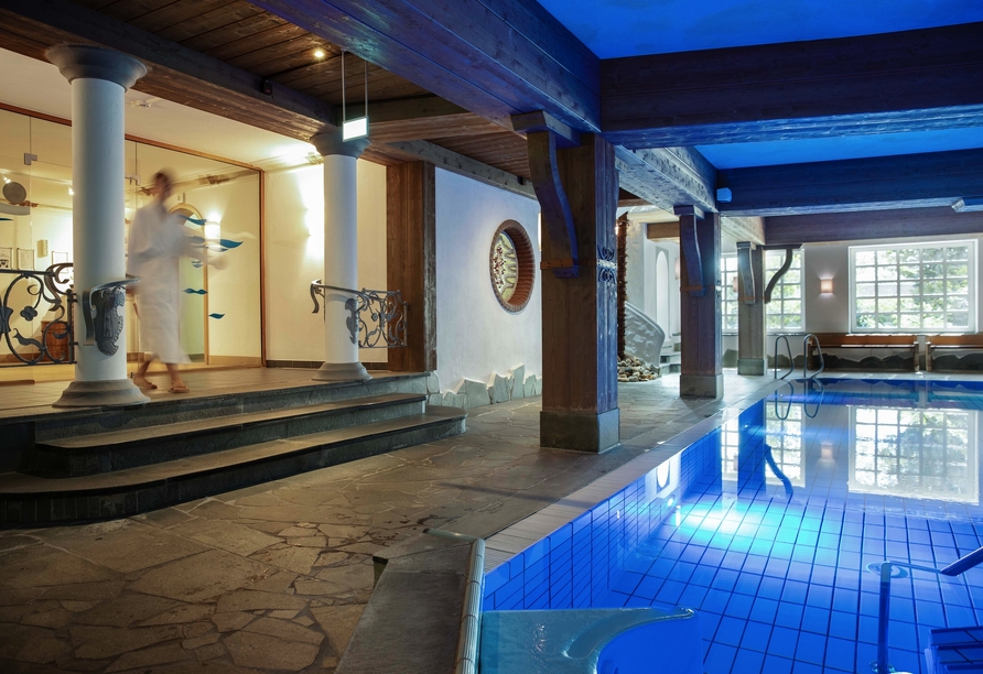 ...oder entfliehen Sie dem Alltag im Pool.