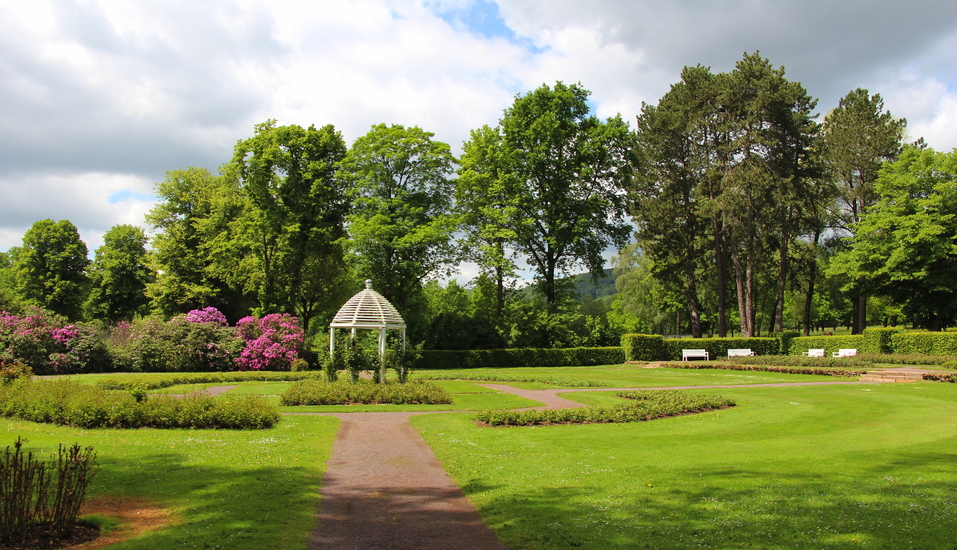 Direkt gegenüber dem Gräflichen Park in Bad Driburg verbringen Sie eine erholsame Auszeit.