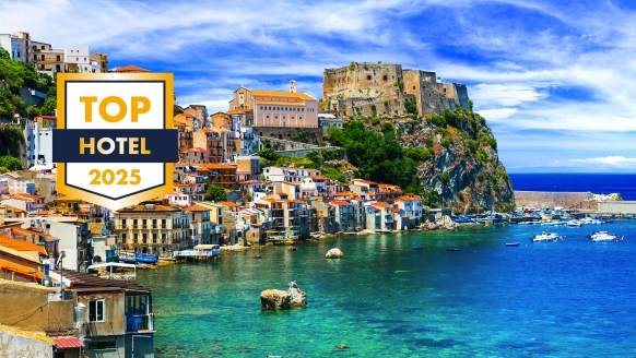 In der wunderschönen Hafenstadt Scilla unternehmen Sie einen Rundgang durch das Fischerviertel Chianalea.