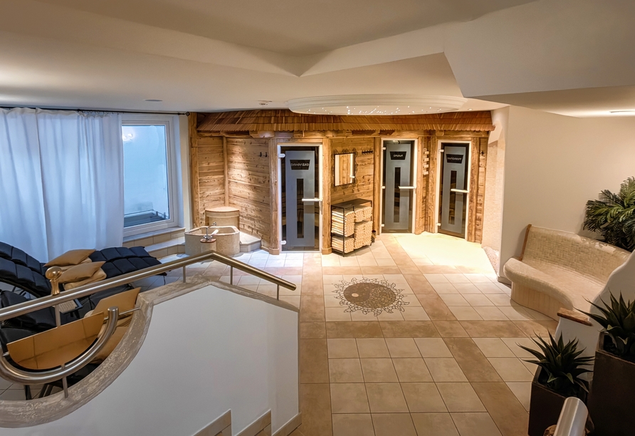 Die Sauna und der Ruhebereich im Hotel Angerwirt laden zur Entspannung ein.