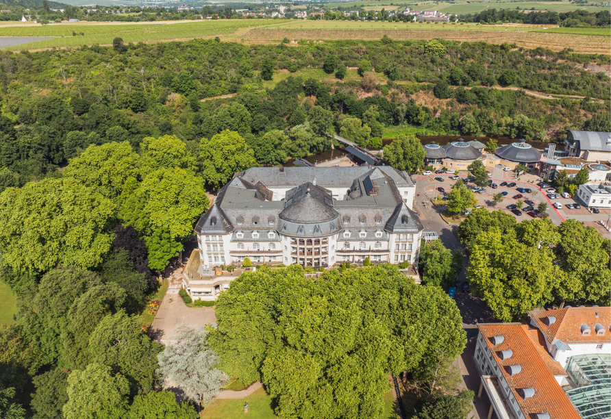 Luftaufnahme vom Parkhotel Kurhaus