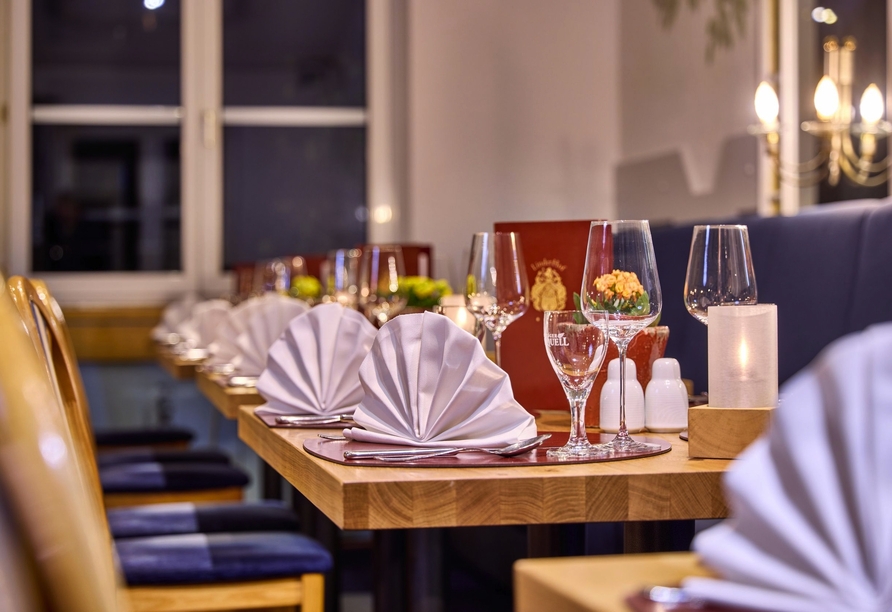 Lassen Sie sich im Restaurant des Hotels Linderhof kulinarisch verwöhnen.