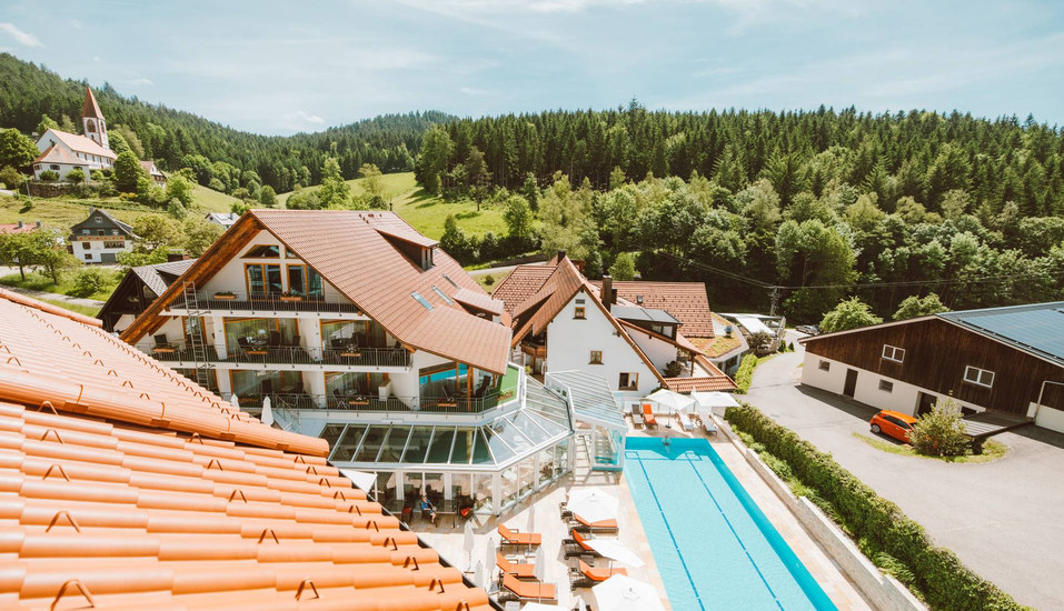 Herzlich willkommen im Naturparkhotel Adler St. Roman!