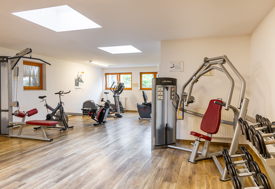 Fitnessraum im Naturparkhotel Adler St. Roman