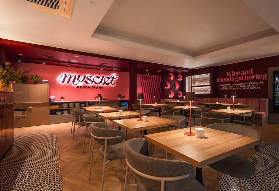 Leckere Speisen genießen Sie im Restaurant. 