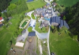 Die weitläufige Hotelanlage aus der Vogelperspektive.