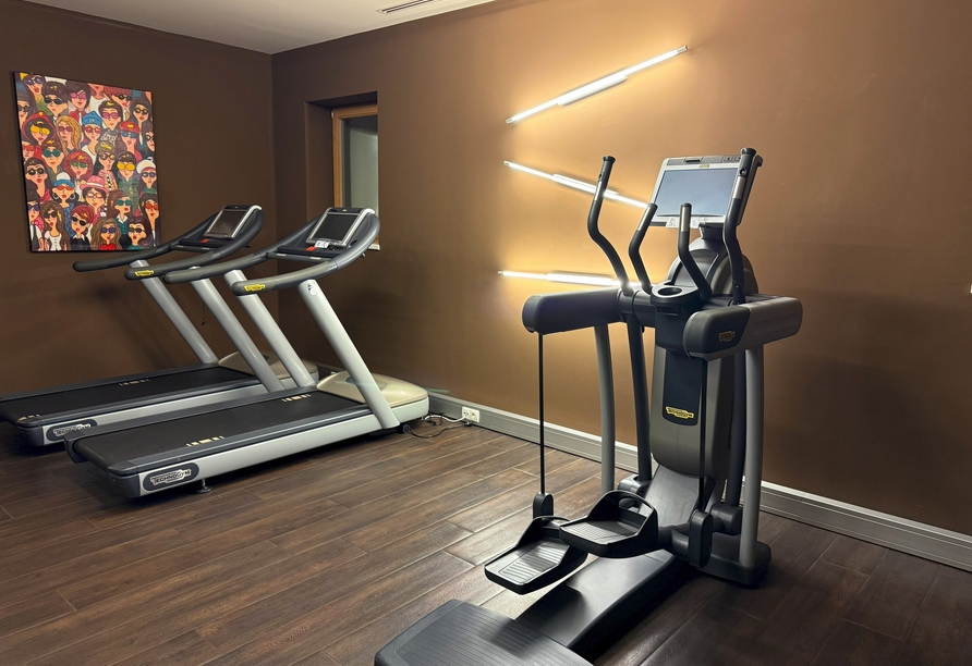 Der Fitnessbereich bietet ideale Bedingungen für Ihr Training