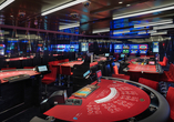 Wie wäre es mit einer Runde im Casino an Bord?