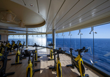 Sportliebhaber werden von dem Ausblick aus dem Fitnessraum begeistert sein.