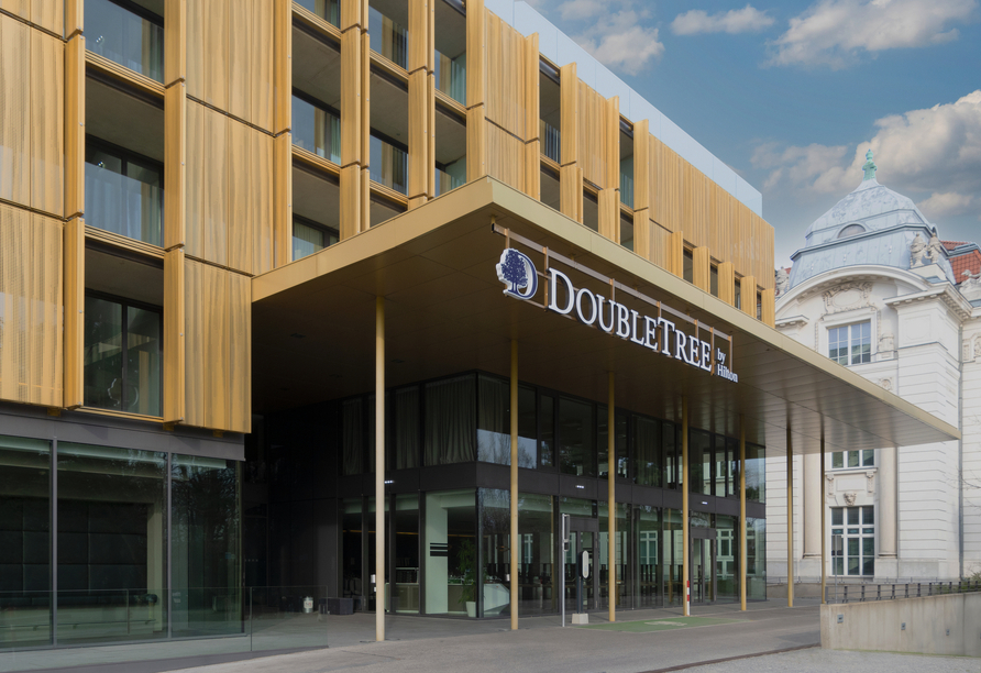 Außenansicht des DoubleTree by Hilton Vienna Schönbrunn