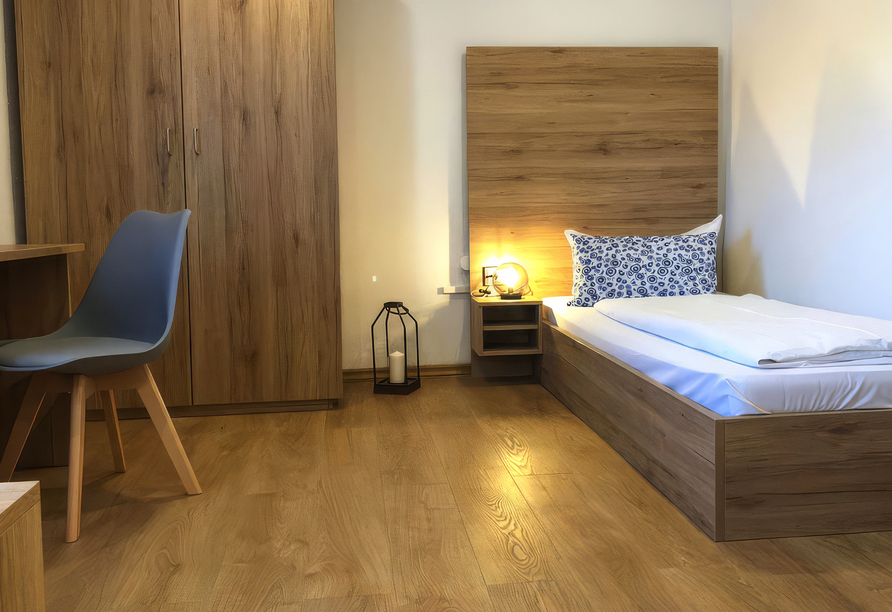 Beispiel eines Einzelzimmers im Das Waldkönig Ferienhotel