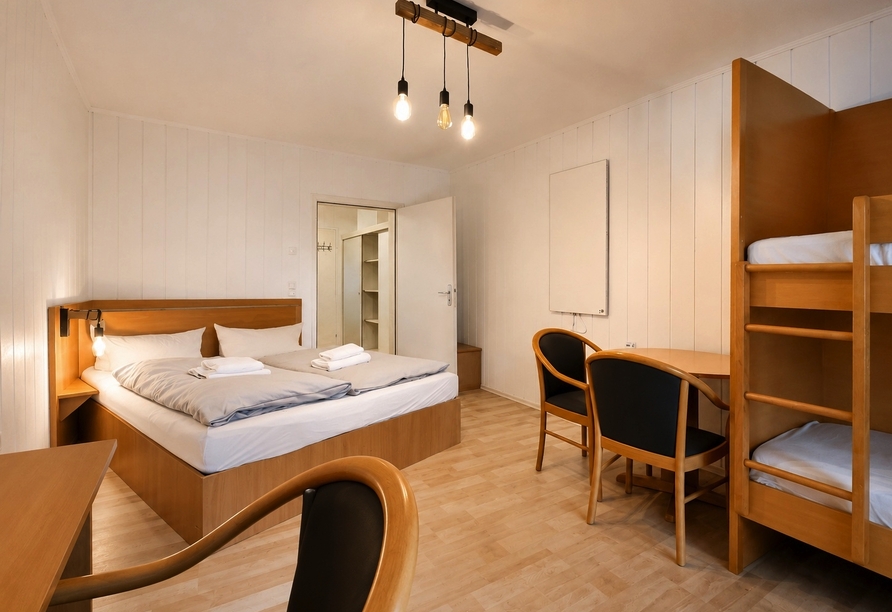 Beispiel eines Familienzimmers in WAGNERS Hotel und Restaurant im Frankenwald