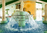 Der Innenpool in der Poseidon-Therme