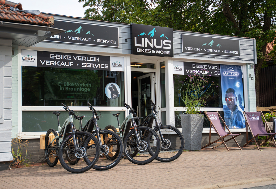 Bei Linus Bikes & More in Braunlage können Sie zu günstigen Konditionen ein E-Bike oder Mountainbike für Ihre Tour leihen.
