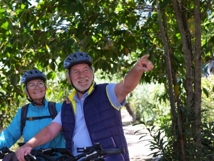 Entdecken Sie die schönsten Radwege entlang der malerischen Flusslandschaften von Rhein und Mosel.