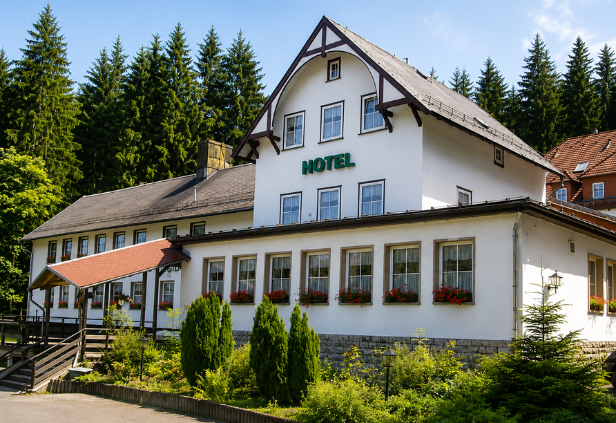 Außenansicht des Hotels Rodebachmühle