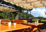 Der Biergarten lädt zu gemütlichen Stunden in entspannter Atmosphäre ein.