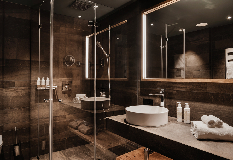 Beispiel eines Badezimmers im Doppelzimmer Comfort