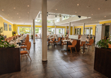 Genießen Sie ausgesuchte Speisen und dazu passende Weine im Restaurant des Hotels.