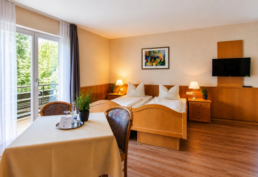 Beispiel eines Doppelzimmers Balkon