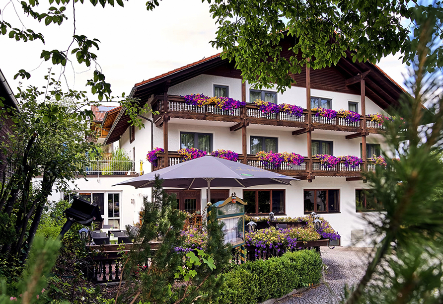 Herzlich willkommen im WAGNERS Hotel im Bayerischen Wald!