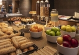 Das Frühstücksbuffet sorgt dafür, dass Sie gestärkt in den Tag starten.