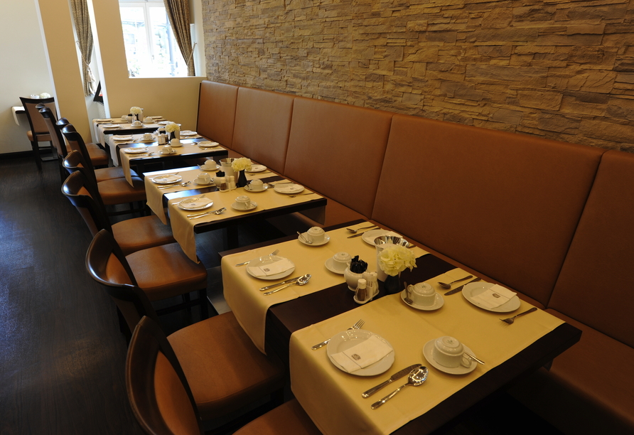 Das Restaurant verwöhnt Sie mit abwechslungsreichen kulinarischen Köstlichkeiten.