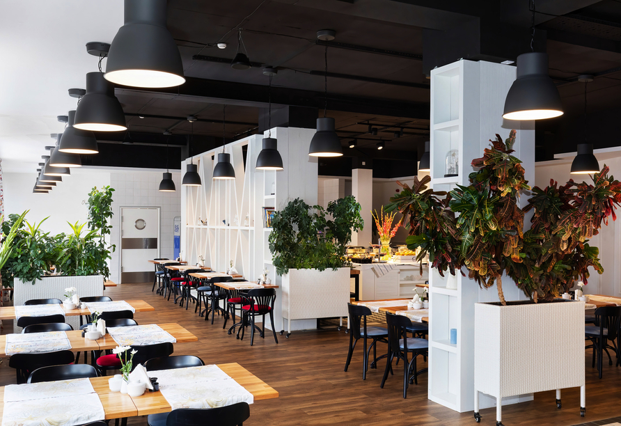 Das Restaurant verwöhnt Sie mit abwechslungsreichen kulinarischen Köstlichkeiten.