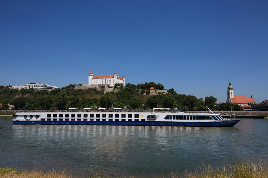 COMPASS CARA ab/an Passau