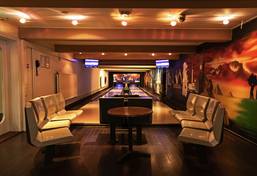 Amüsieren Sie sich beim Bowling in Ihrem Resort. 