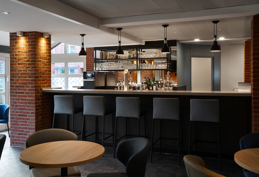 Die Hotelbar bietet den perfekten Ausklang für einen erlebnisreichen Tag.