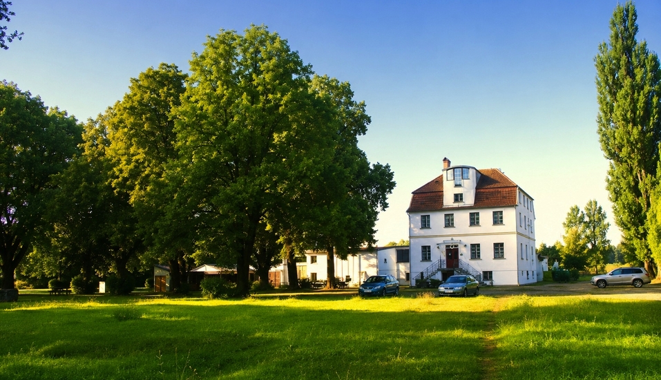 Herzlich willkommen im Hotel Weisser Schwan in Zossen!