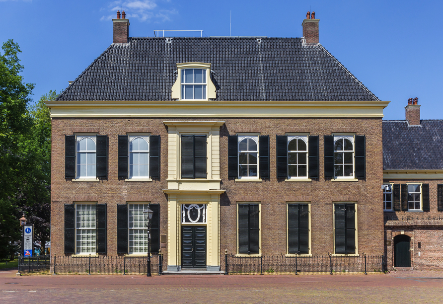 Das Drents Museum begeistert mit spannenden Ausstellungen zu Kunst, Geschichte und Archäologie.