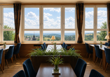 Lassen Sie sich im Restaurant mit Ausblick kulinarisch verwöhnen.