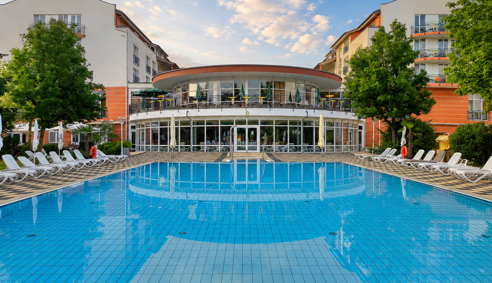 Ihr Hotel begrüßt Sie herzlich im schönen Bad Gögging.