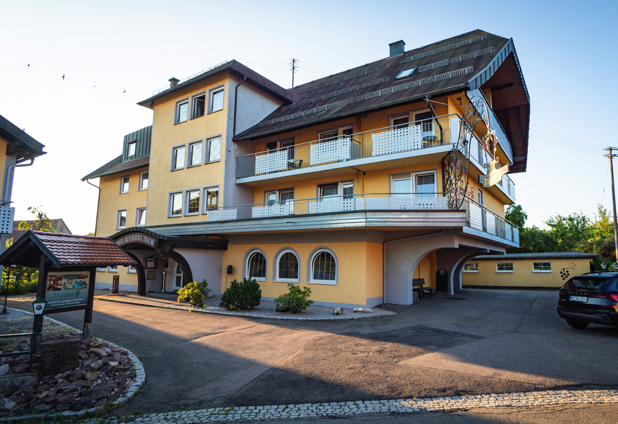 Außenansicht des Hotels Traube Loßburg