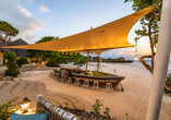 Genießen Sie bei Buchung des Upgrades das besondere Ambiente des Chale Island Resorts am Meer.