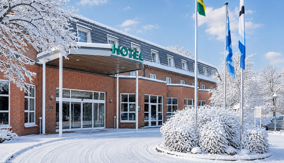 Das Van der Valk Landhotel Spornitz präsentiert sich inmitten einer idyllischen Winterlandschaft.