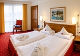 Beispielbild eines Doppelzimmers mit Zustellbett im DAS LUDWIG Sports Resort