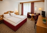 Beispielbild eines Doppelzimmers Comfort Class im MAXIMILIAN Grand Hotel