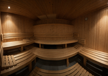 Wie wäre es mit einem wohltuenden Aufguss in der Sauna?