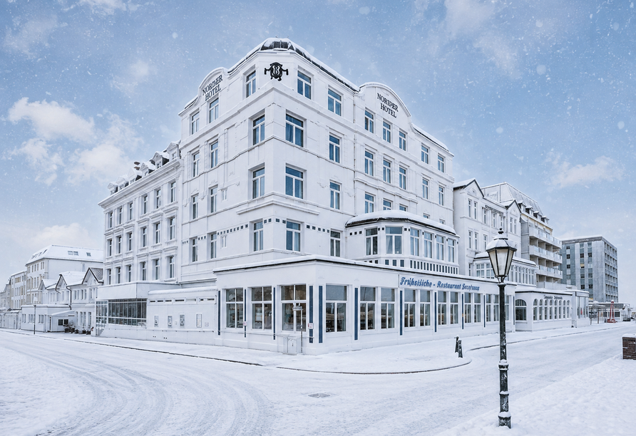 Das Nordseehotel bietet den idealen Ausgangspunkt für erholsame Urlaubstage.