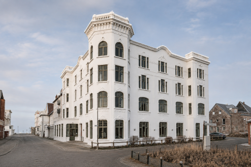 Herzlich willkommen im Seehotel!