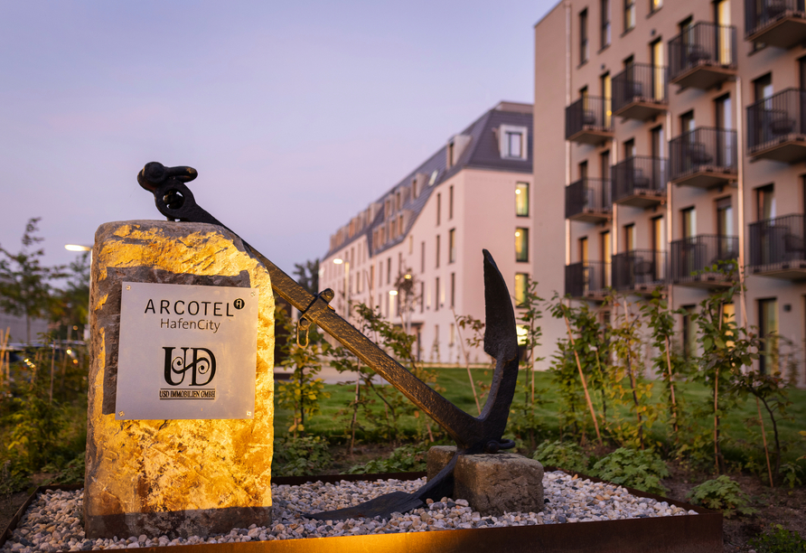 Das ARCOTEL HafenCity Dresden verbindet modernes Design mit maritimem Flair.