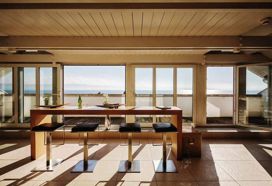 Wasser und Tee erhalten Sie im Wellnessbereich. 