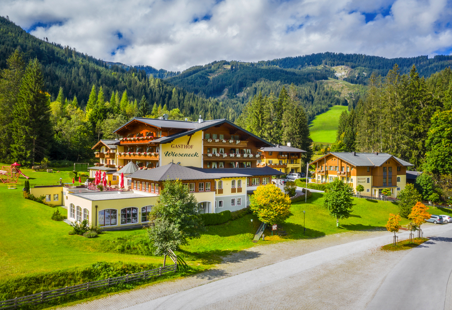 Das Hotel Wieseneck liegt idyllisch im Grünen und bietet eine herrlich ruhige Atmosphäre.